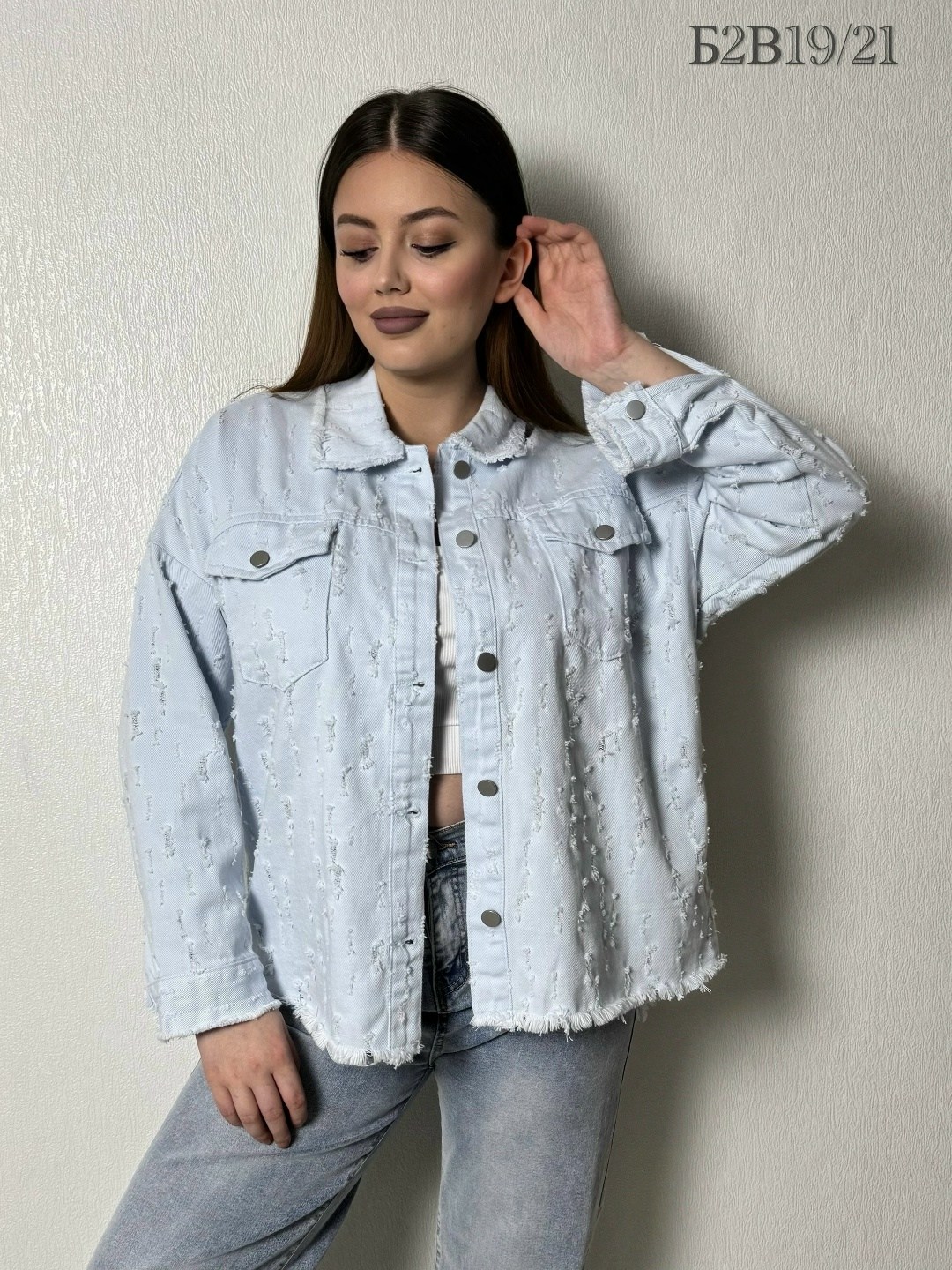 джинсовая куртка оверсайз charm_shop,джинсовая куртка,джинсовая куртка женская,джинсовая женская куртка оверсайз,куртка женская джинсовая джинсовка