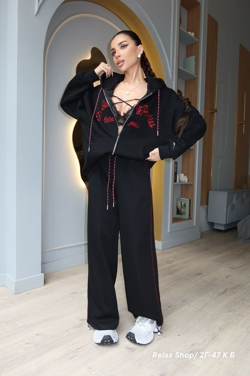 стильный костюм,костюм спортивный женский,женский костюм,костюм спортивный,костюм