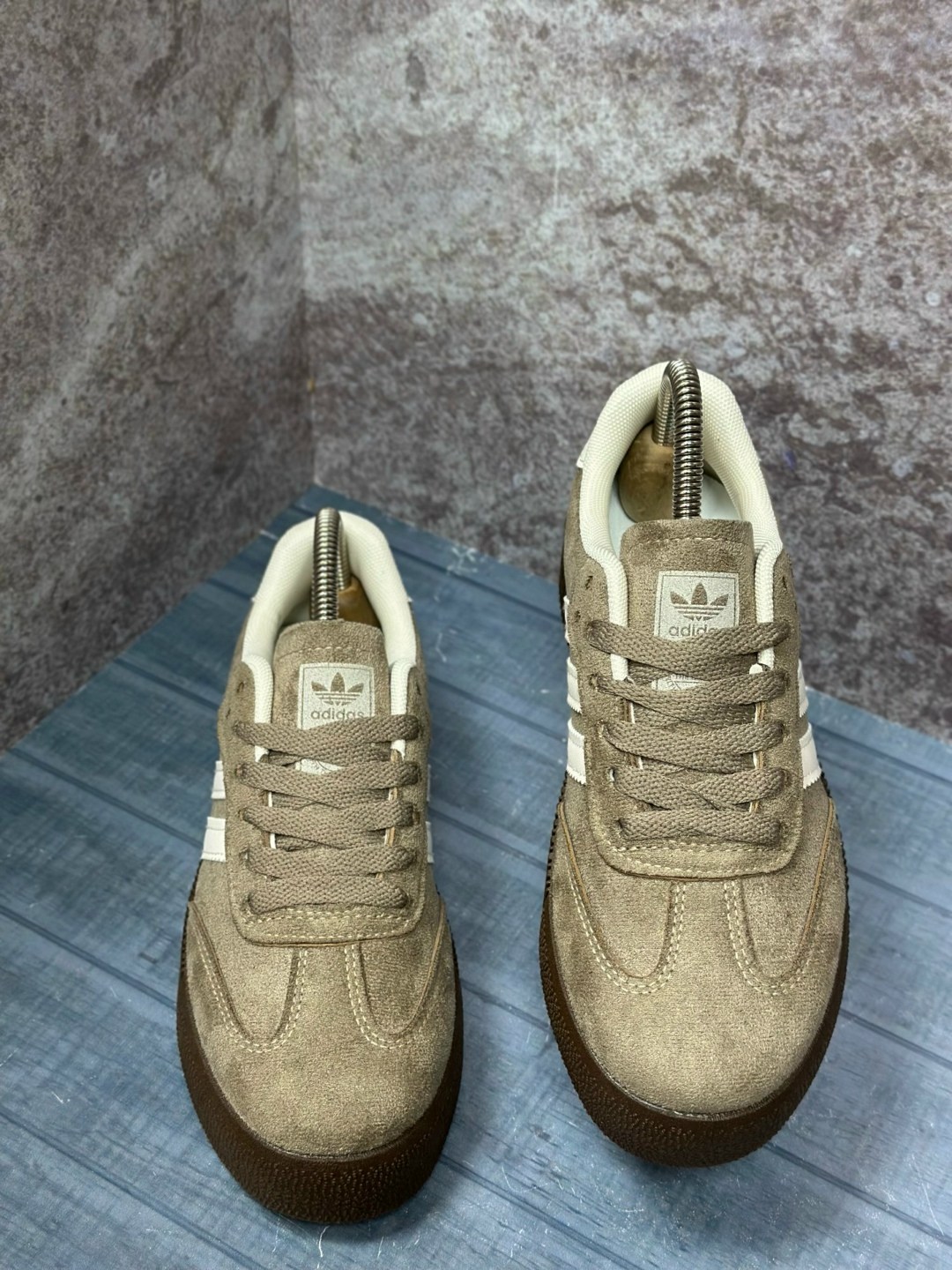 ,кроссовки adidas,кроссовки adidas spezial,кроссовки adidas samba,бежевые кроссовки