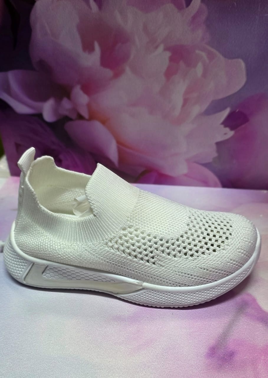 кроссовки,спортивная ,кроссовка,детские кроссовки,кроссовки модные