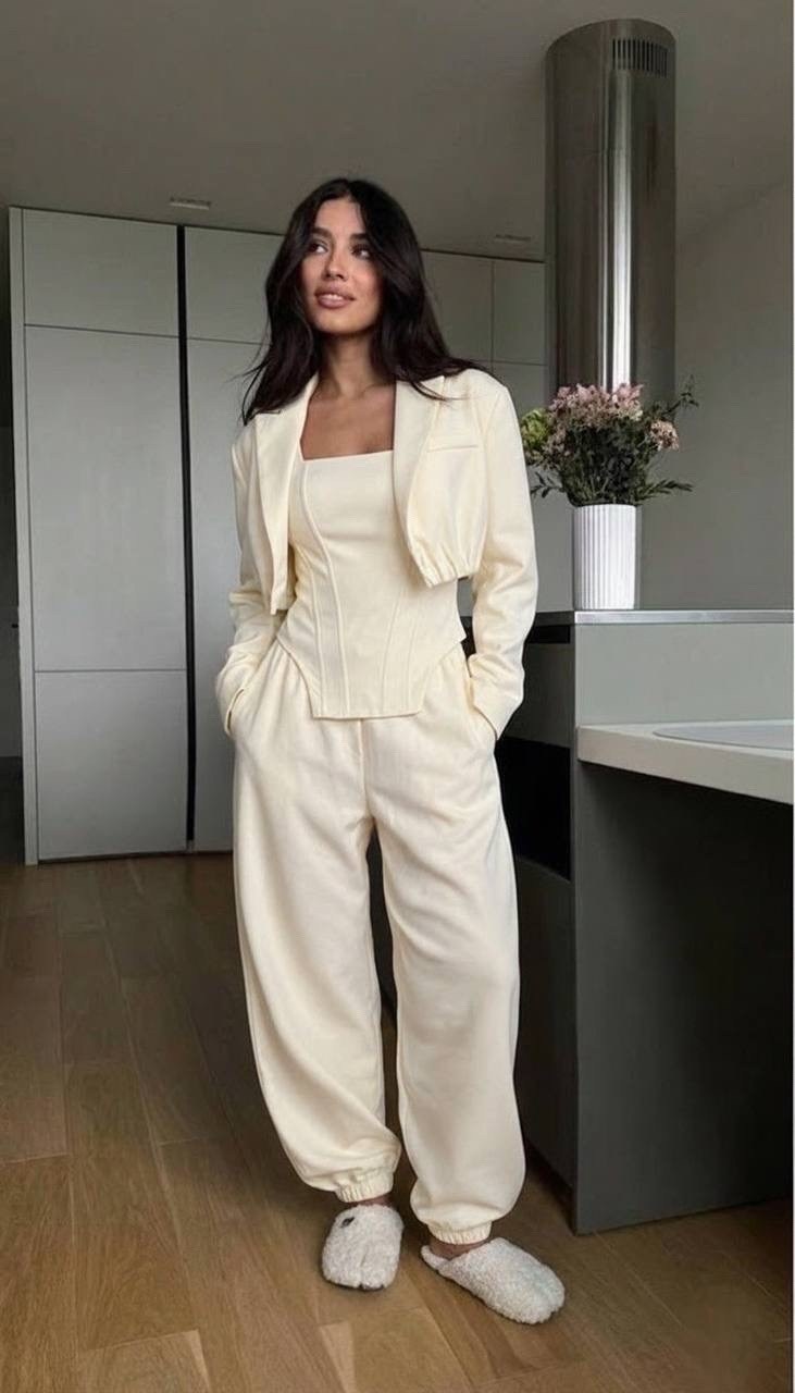 брючный костюм женский,модные образы,костюм брючный