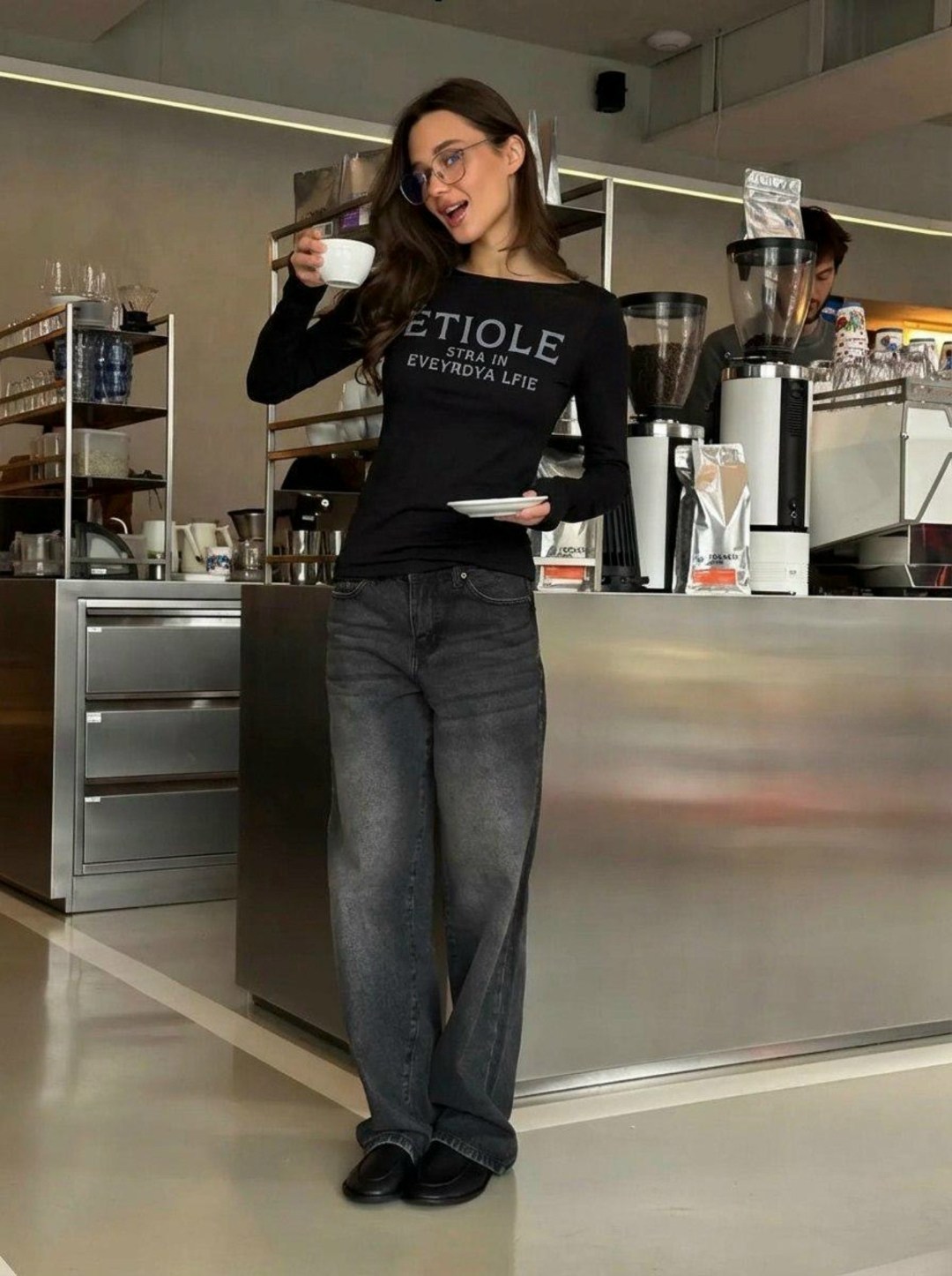 кофта женская,девушка модная,красива девушка