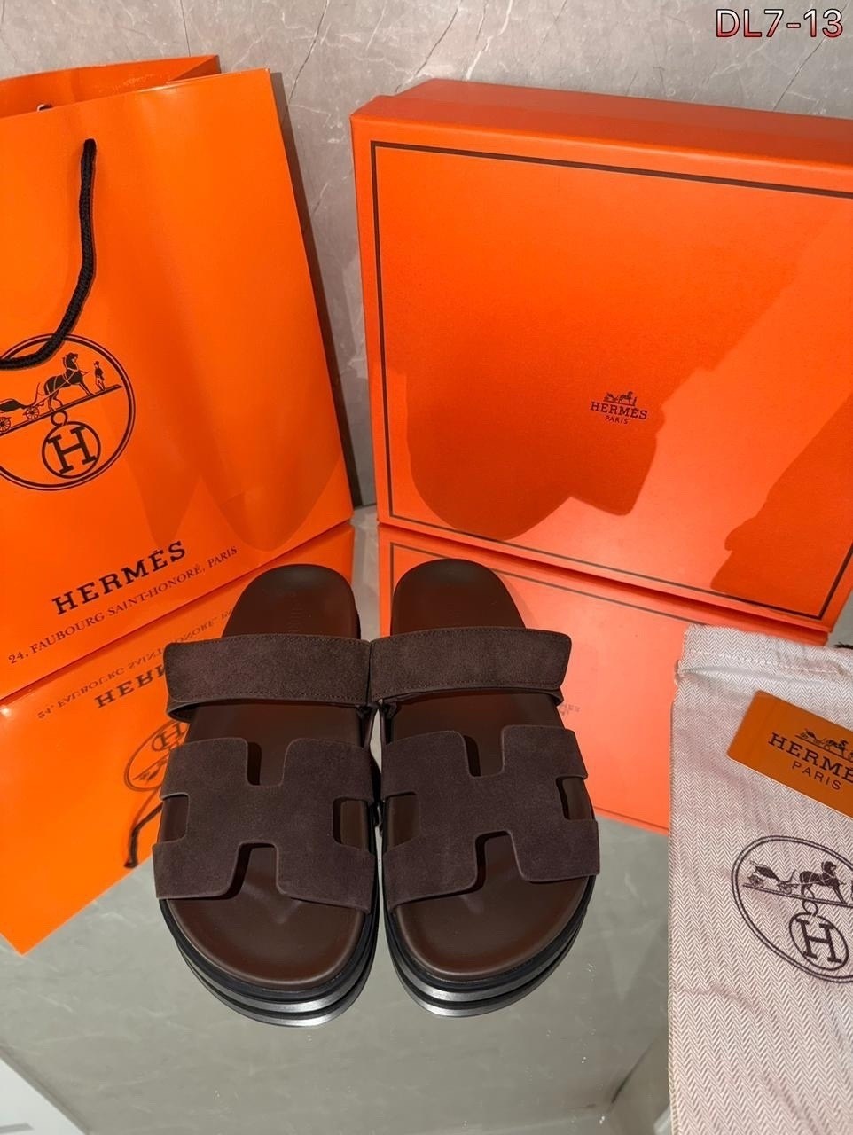 шлепки эрмес,hermes босоножки,тапки гермес женские,шлепки гермес женские 2026,шлепанцы женские