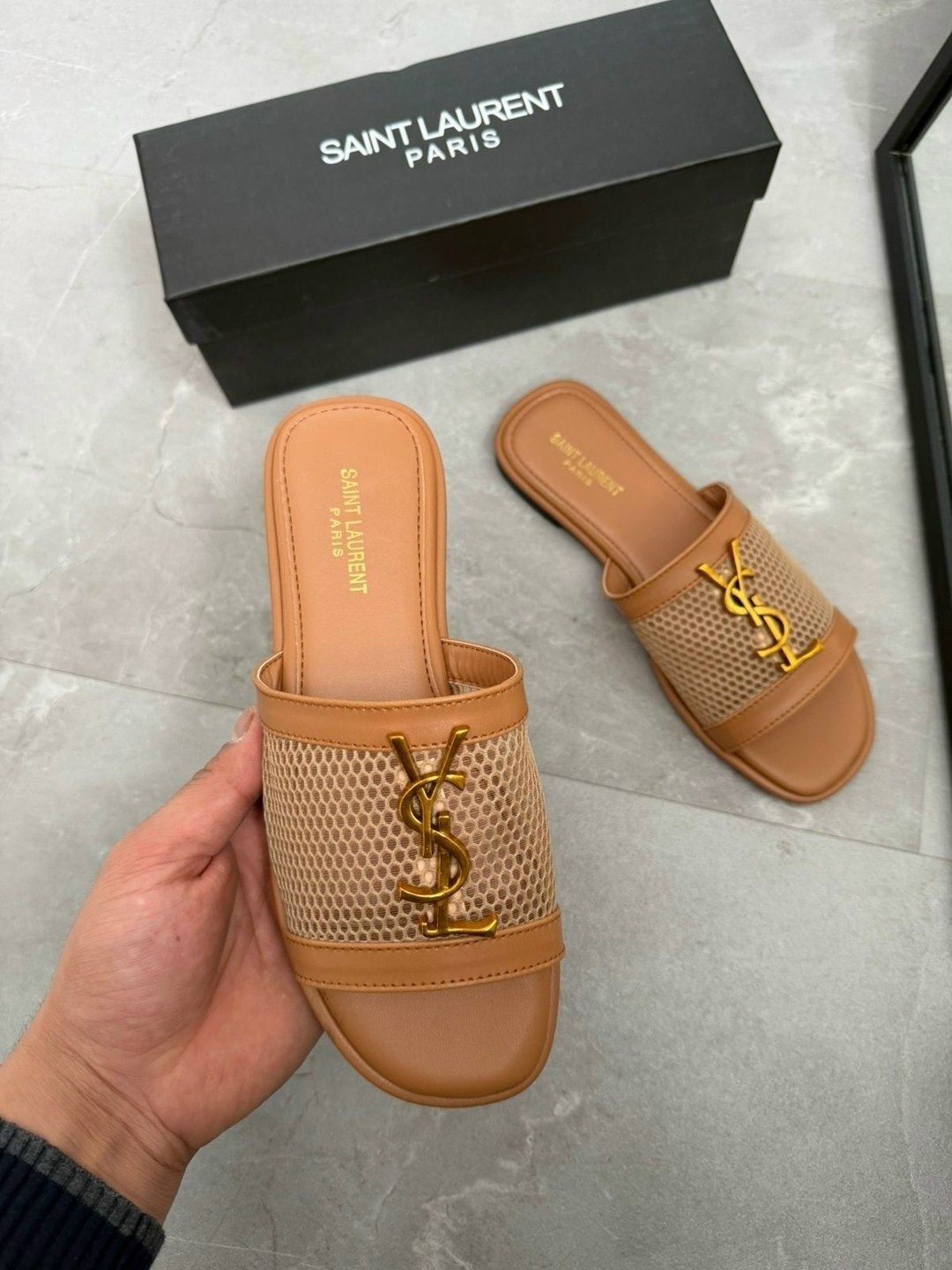 ,шлепанцы женские,босоножки yves saint laurent,шлепки ив сен лоран,босоножки женские
