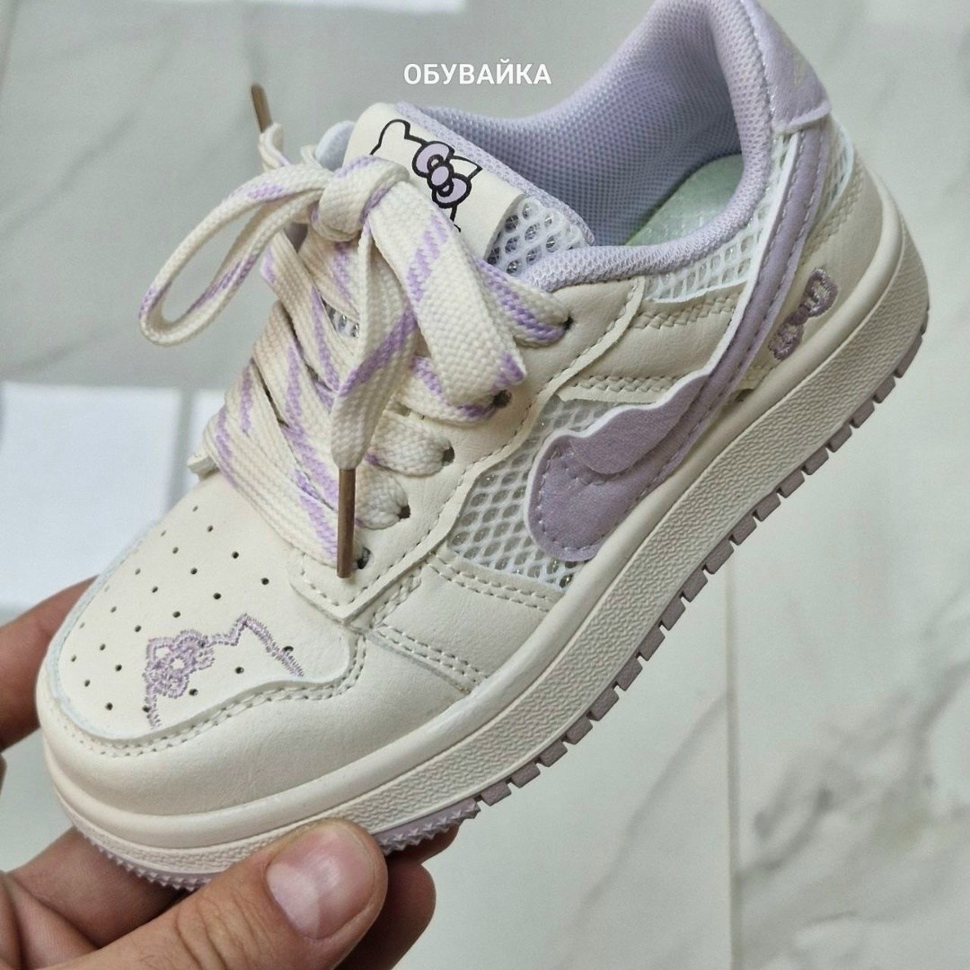 кроссовки,женские кроссовки,кроссовки для девочек,удобные кроссовки,спортивная