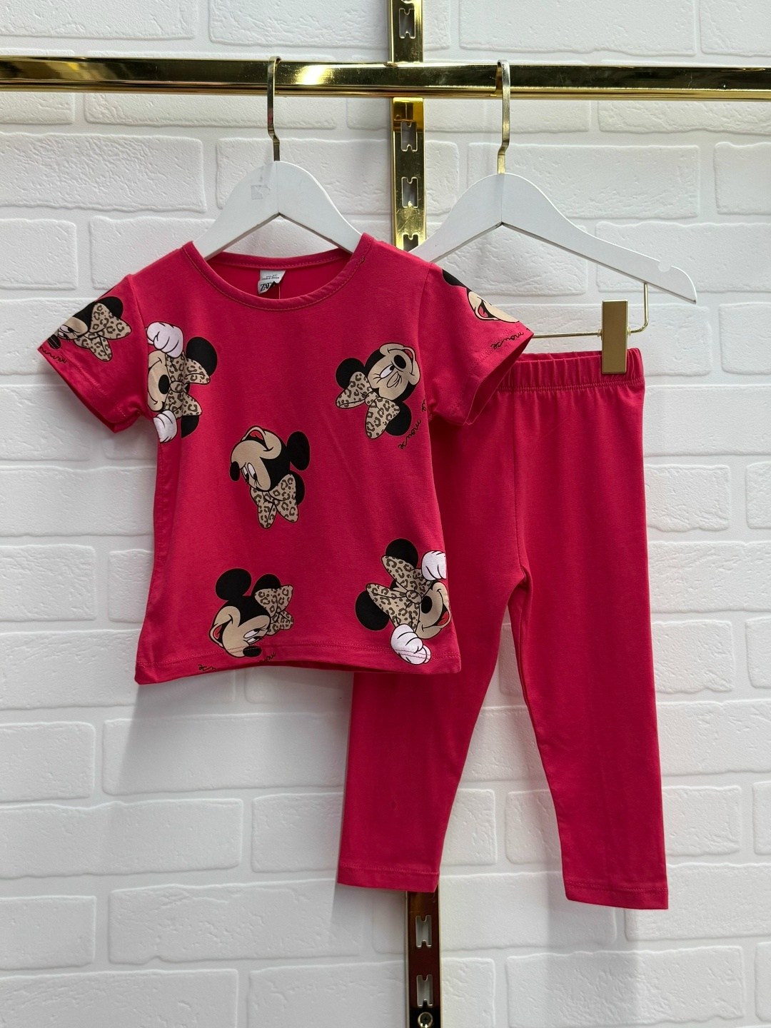 костюм для девочек,одежда для девочек,костюм с лосинами,образ для девочки,леггинсы для девочек