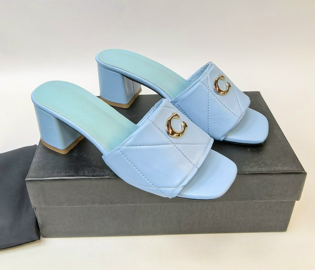 ,женские шлепанцы,босоножки на каблуках,модные шлепанцы,женские босоножки