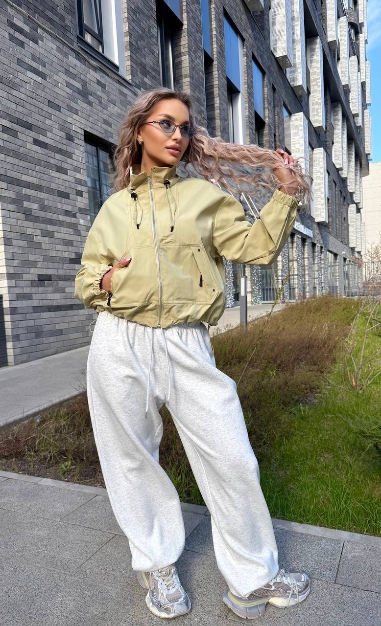 куртка бомбер,бомбер женская куртка,женская куртка,легкая куртка,куртка бомбер черная