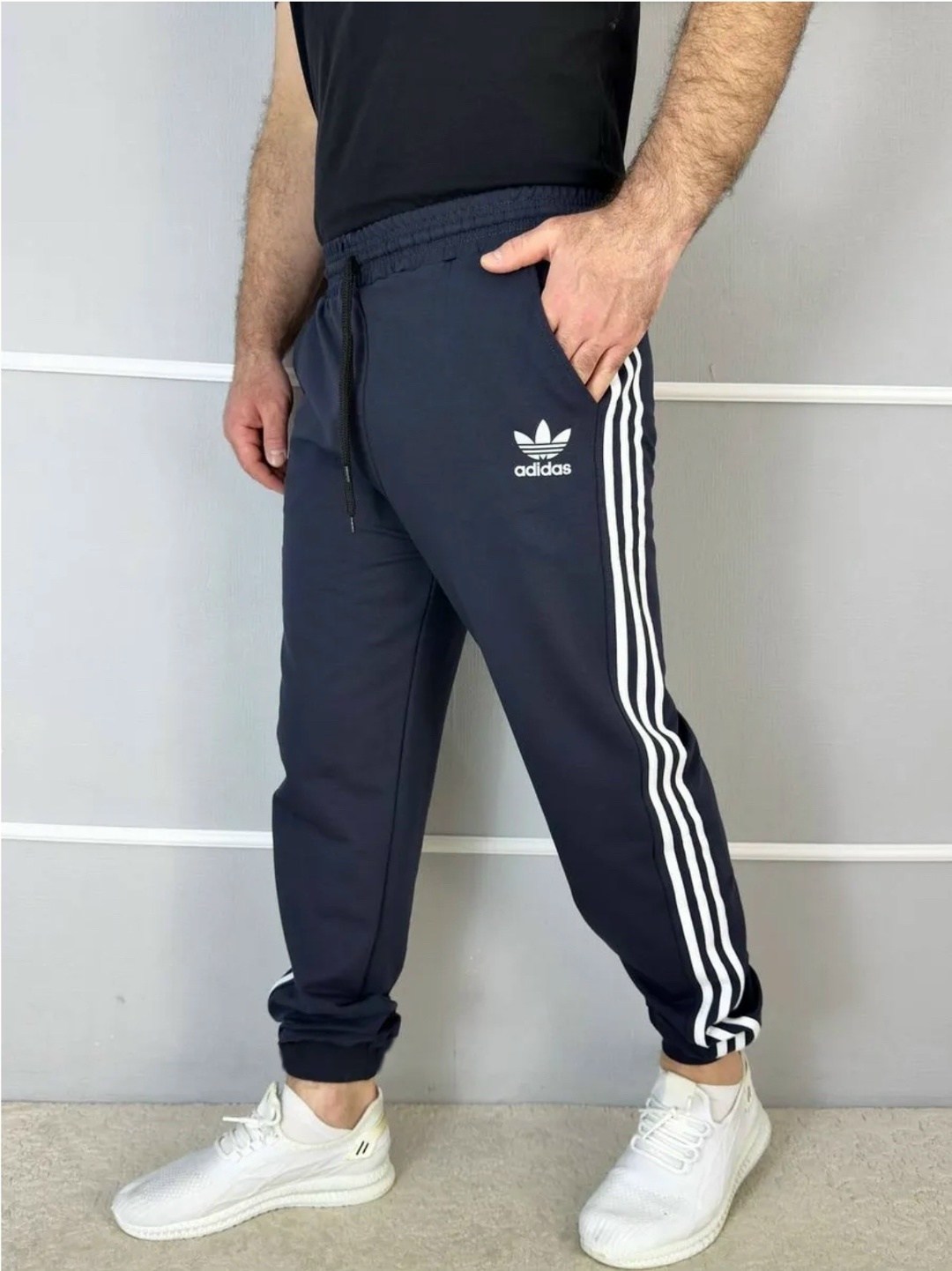 штаны спортивные,спортивные штаны мужские,спортивные брюки,мужские спортивные брюки,мужские спортивные штаны adidas