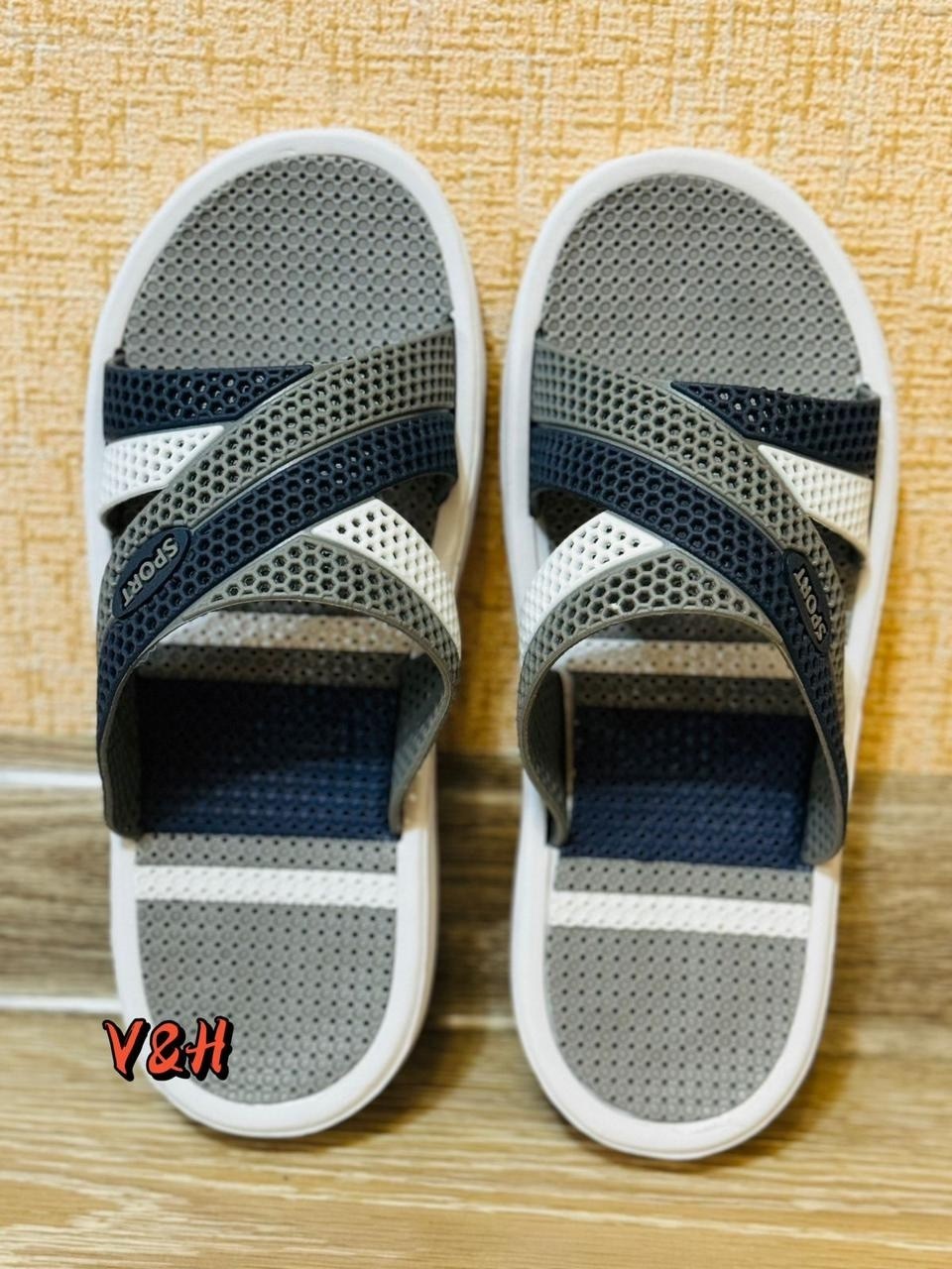 шлепки мужские,шлепанцы мужские,мужские тапки,мужские тапочки,мужские сандалии