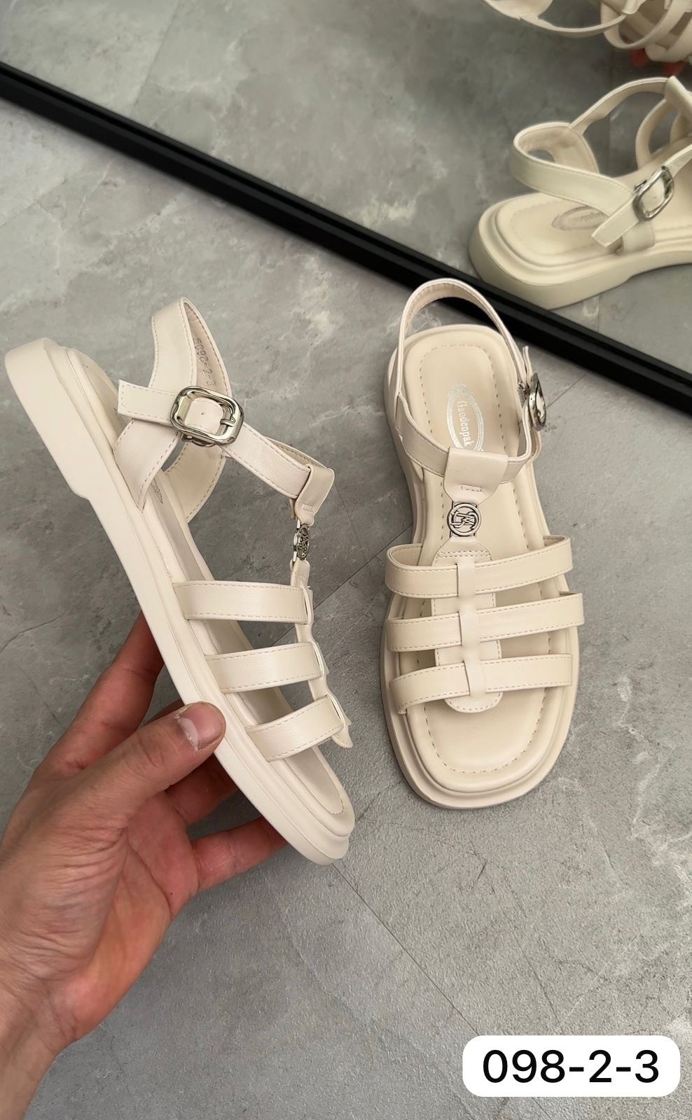 женские босоножки,босоножки стильные,,женские сандалии,босоножки cандалии