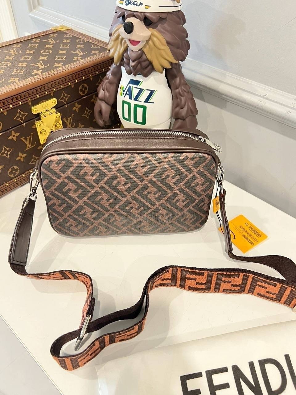 fendi сумки,fendi fendi,fendi roma,fendi сумка на плечо,fendi bag