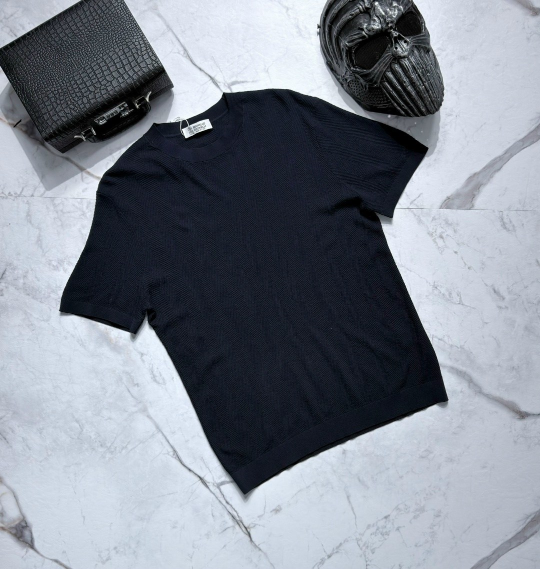 футболки мужские,свитера мужская,футболки женская,свитер повседневный,футболки брендовые