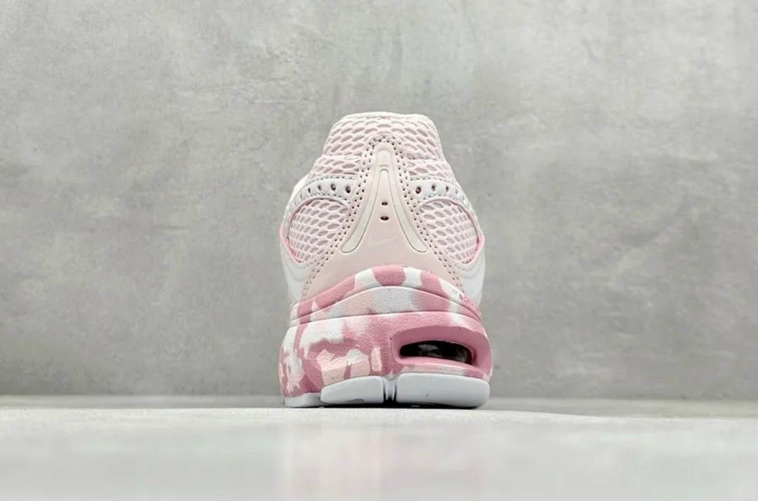 nike кроссовки женские,nike zoom vomero 5 pink,mizuno кроссовки,кроссовки nike,женские кроссовки