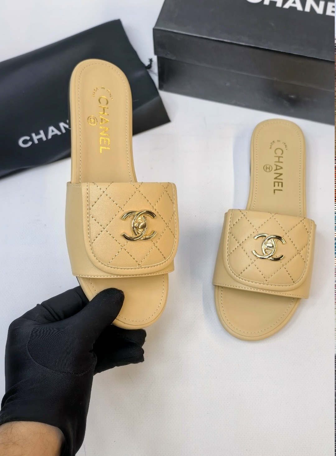шлепанцы chanel,шлепки шанель женские,шлепки шанель,тапочки женские chanel,тапочки chanel