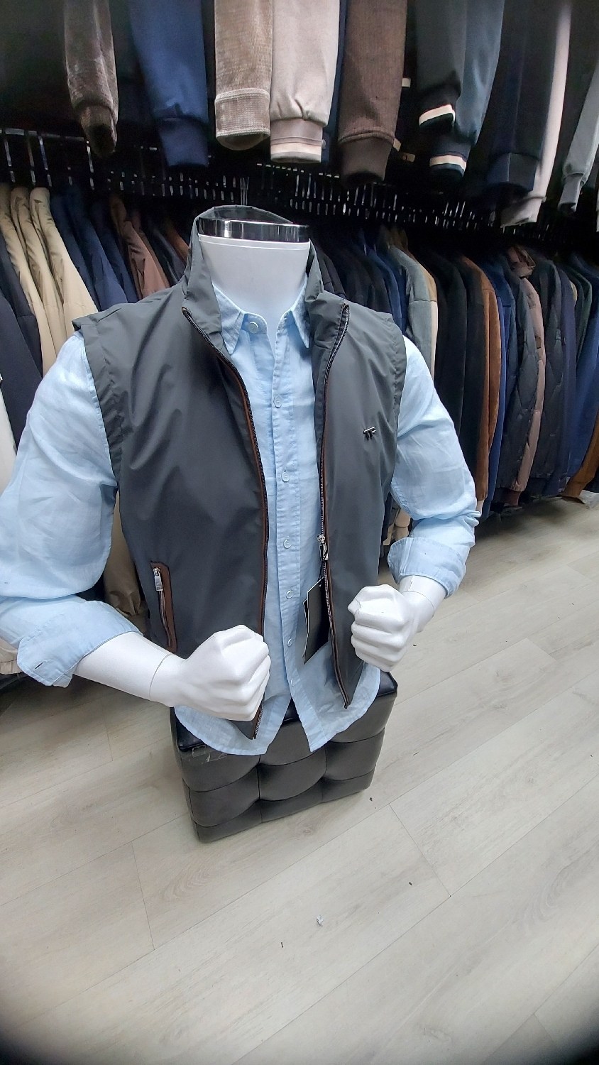 жилет,жилетка,мужские жилеты,жилет двусторонний,мужская мода