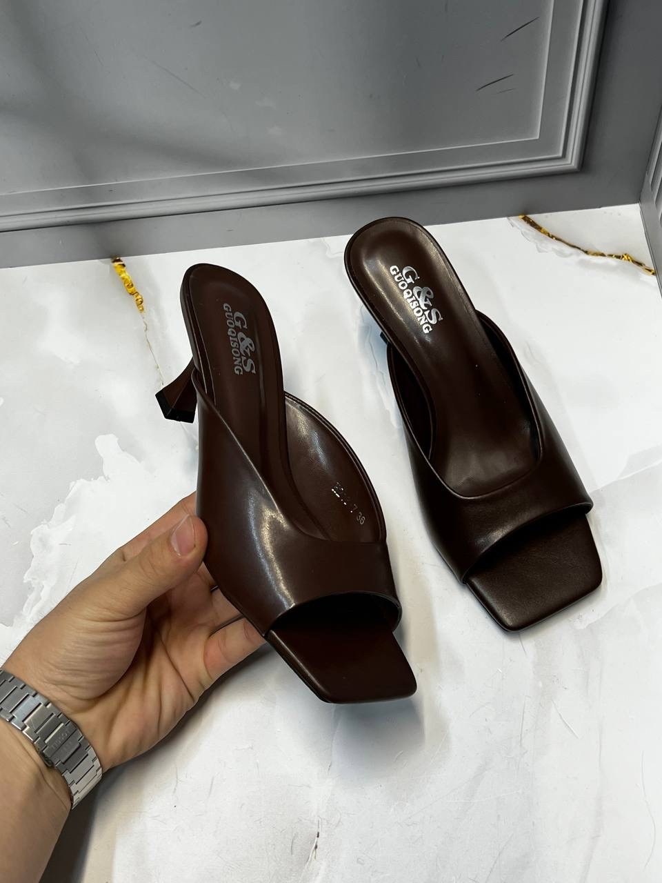 ,женские босоножки,женская ,желтые босоножки,мюли на каблуке