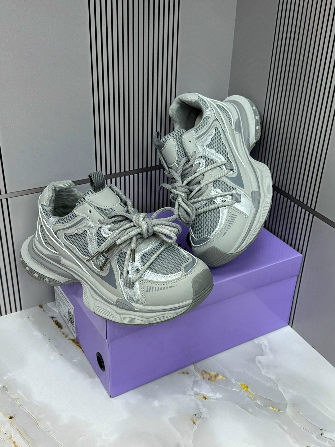 кроссовки женские,кроссовки,женские массивные кроссовки,женские модные кроссовки,модные кроссовки