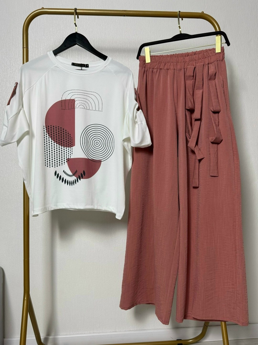 трикотажные костюмы,летние костюмы,костюм трикотажный женский,женские костюмы,брючный комплект