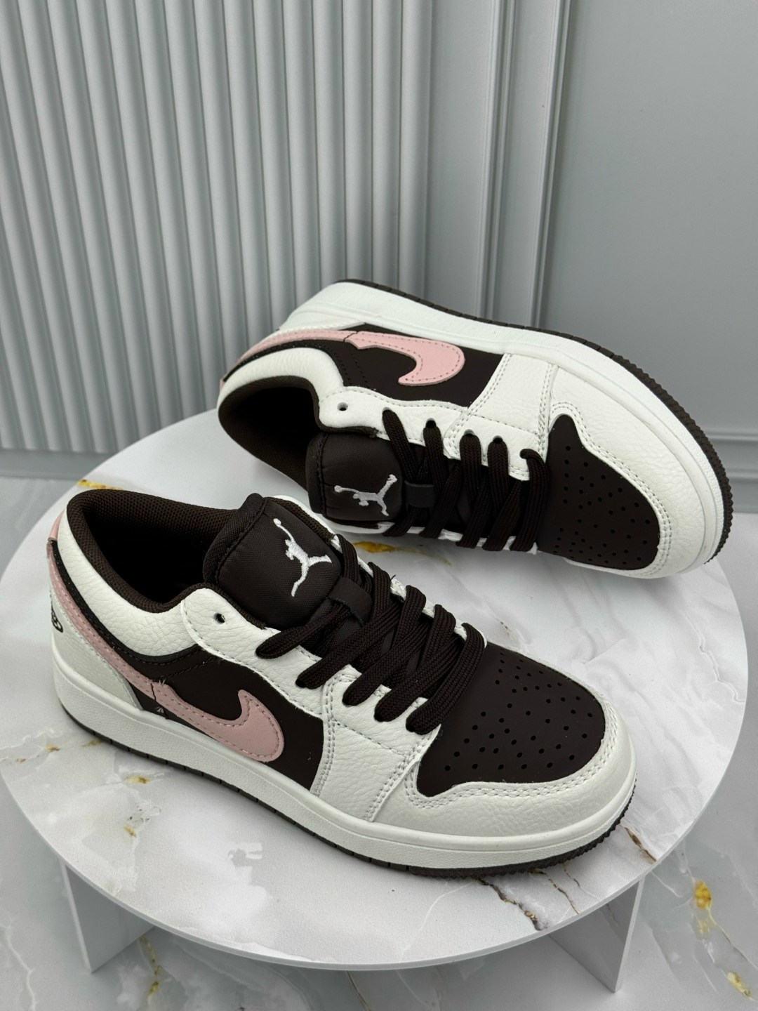 nike air jordan 1 low,nike air jordan 1 low mocha brown,air jordan 1 low,кроссовки,баскетбольная