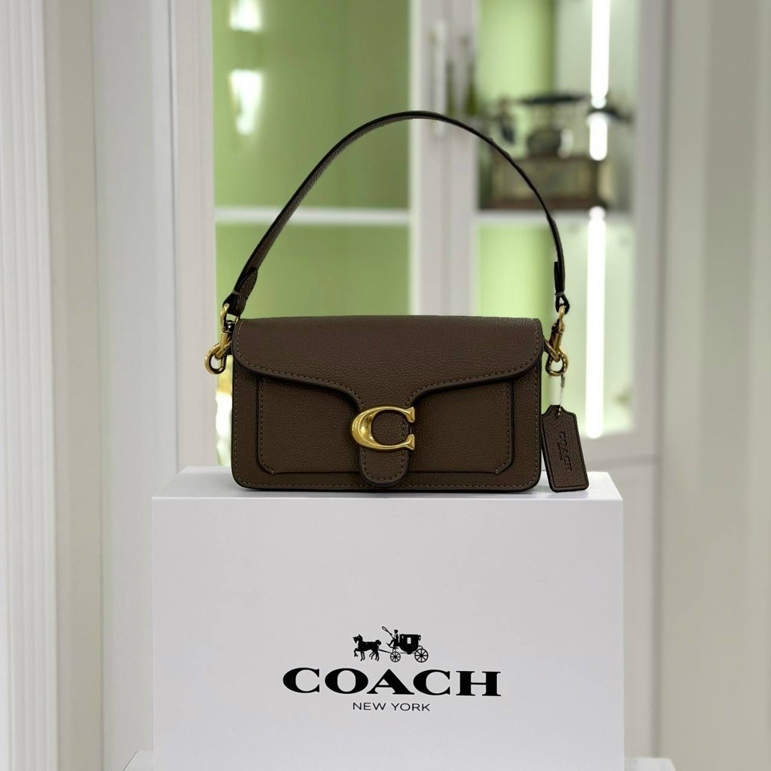 кожаная сумка через плечо с логотипом coach коричневый,сумки женская,сумка coach,сумка,сумка coach tabby 26