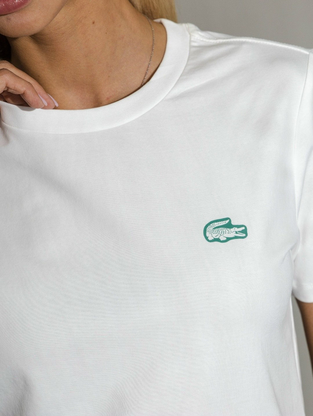 футболки женская,женская футболка белая,футболки белые,футболка,футболки для женщин