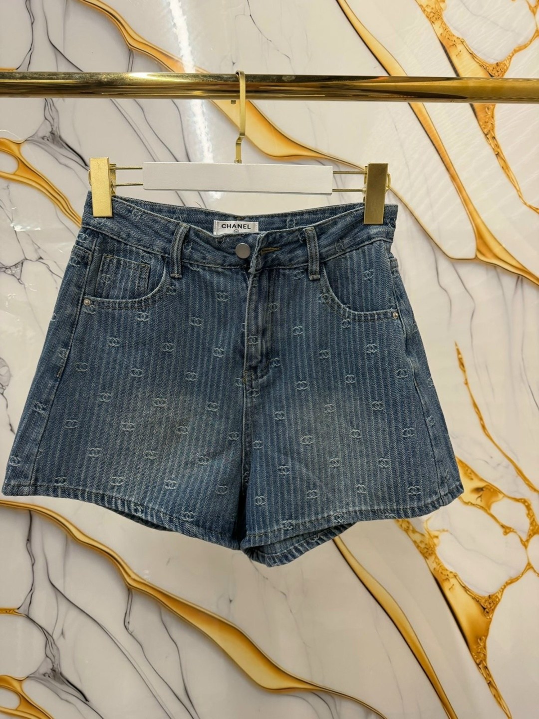 женские шорты,джинсовые шорты,denim shorts,стиль кендалл дженнер,повседневные шорты