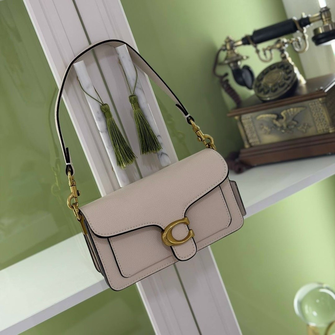 модная сумка,женская сумка coach,сумка coach,дизайнерские сумки,сумка coach tabby белая