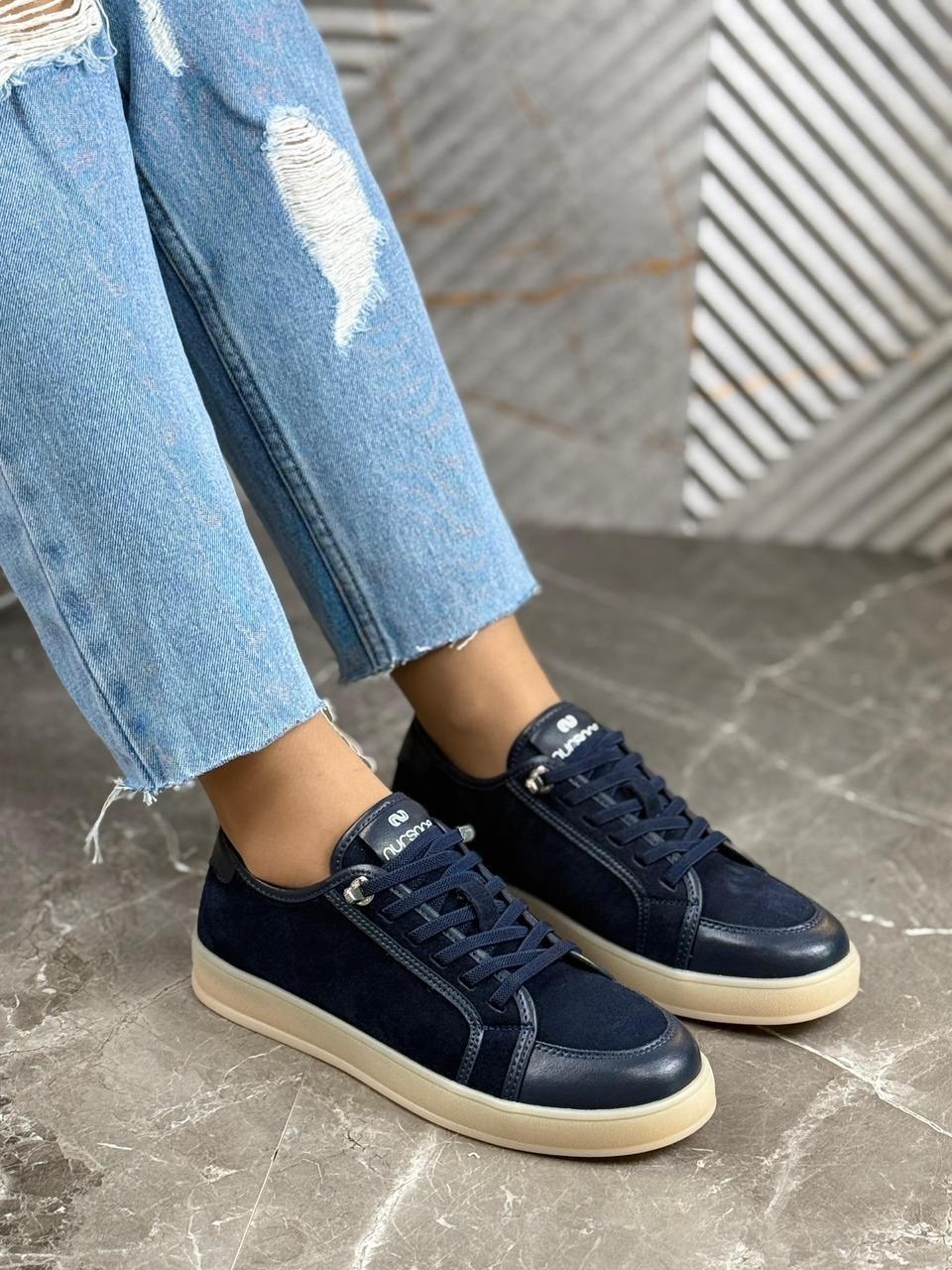 chanel кроссовки,кроссовки женские chanel,кеды женские chanel,кеды chanel,кеды шанель