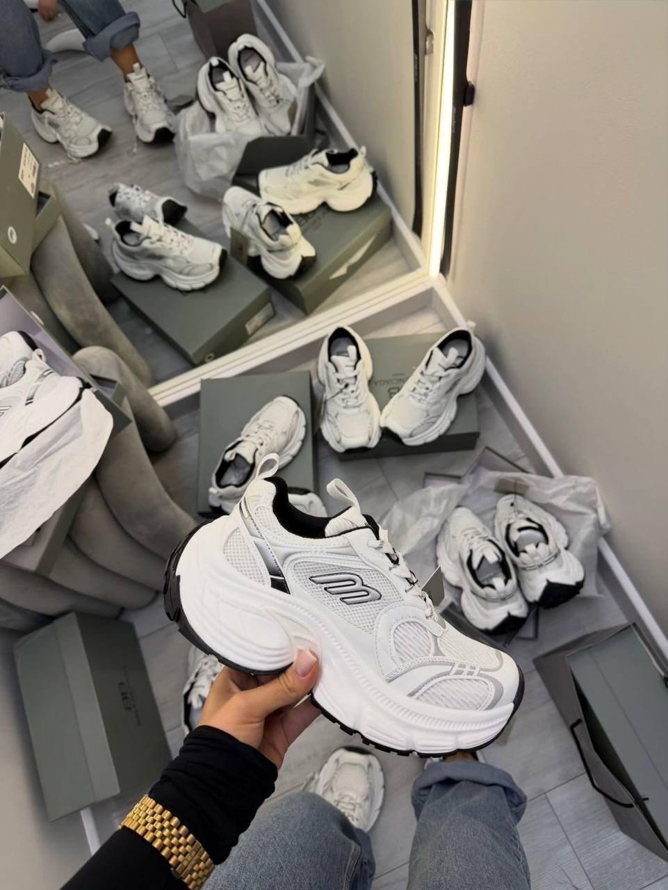 кроссовки женские balenciaga,кроссовки balenciaga,кроссовки баленсиага,кроссовки баленсиага женские,кроссовки баленсьяга оригинал