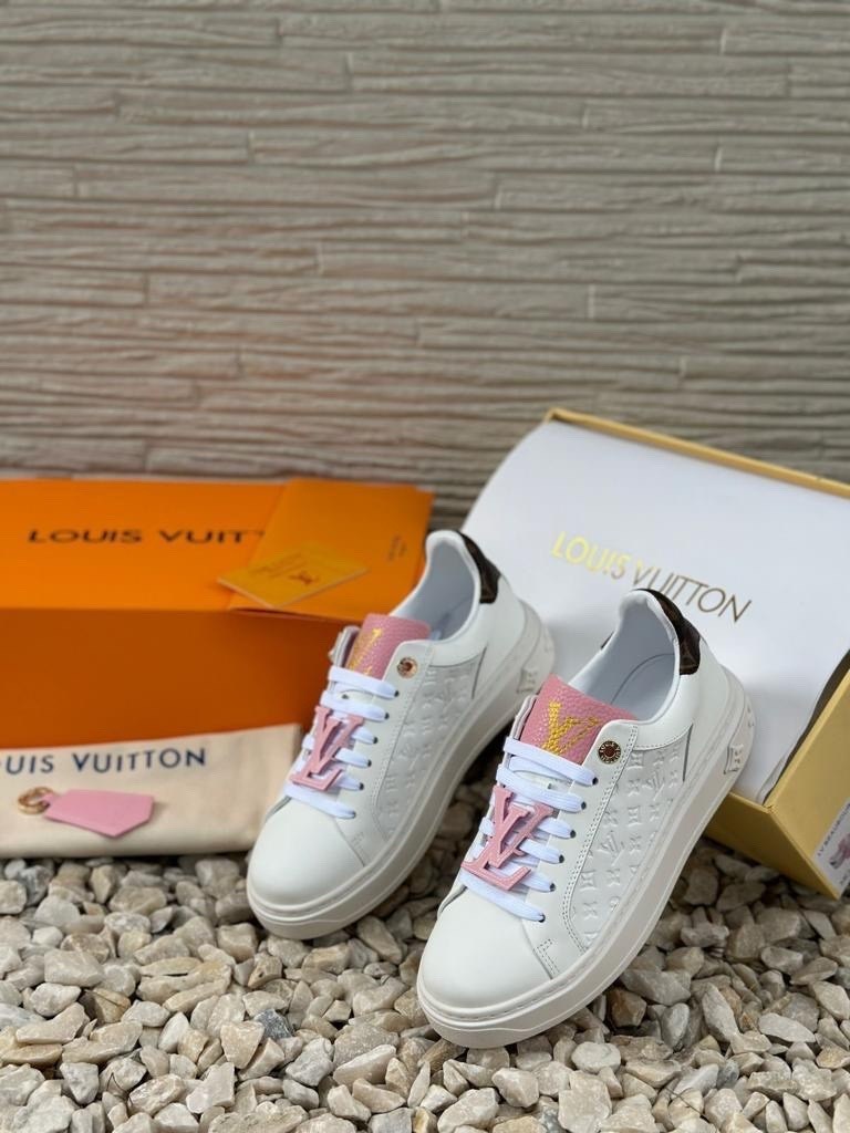 кроссовки женские louis vuitton,кроссовки женские луи виттон 2026,кеды луи витон женские,луи виттон розовые кеды,луи виттон кроссовки женские