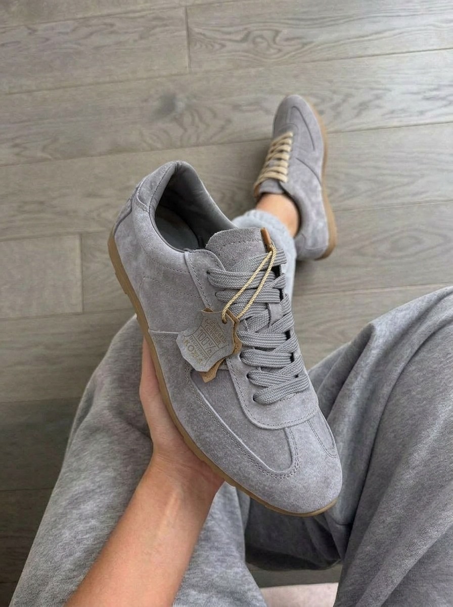 ,замшевые кроссовки,женские кроссовки, женская,обуви