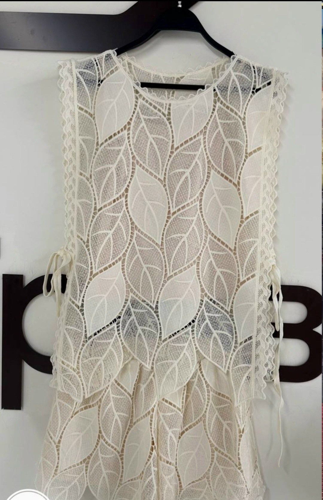 ажурный жилет,туника крючком,вязаные жилеты,платья вязаные крючком,кружево вязаное