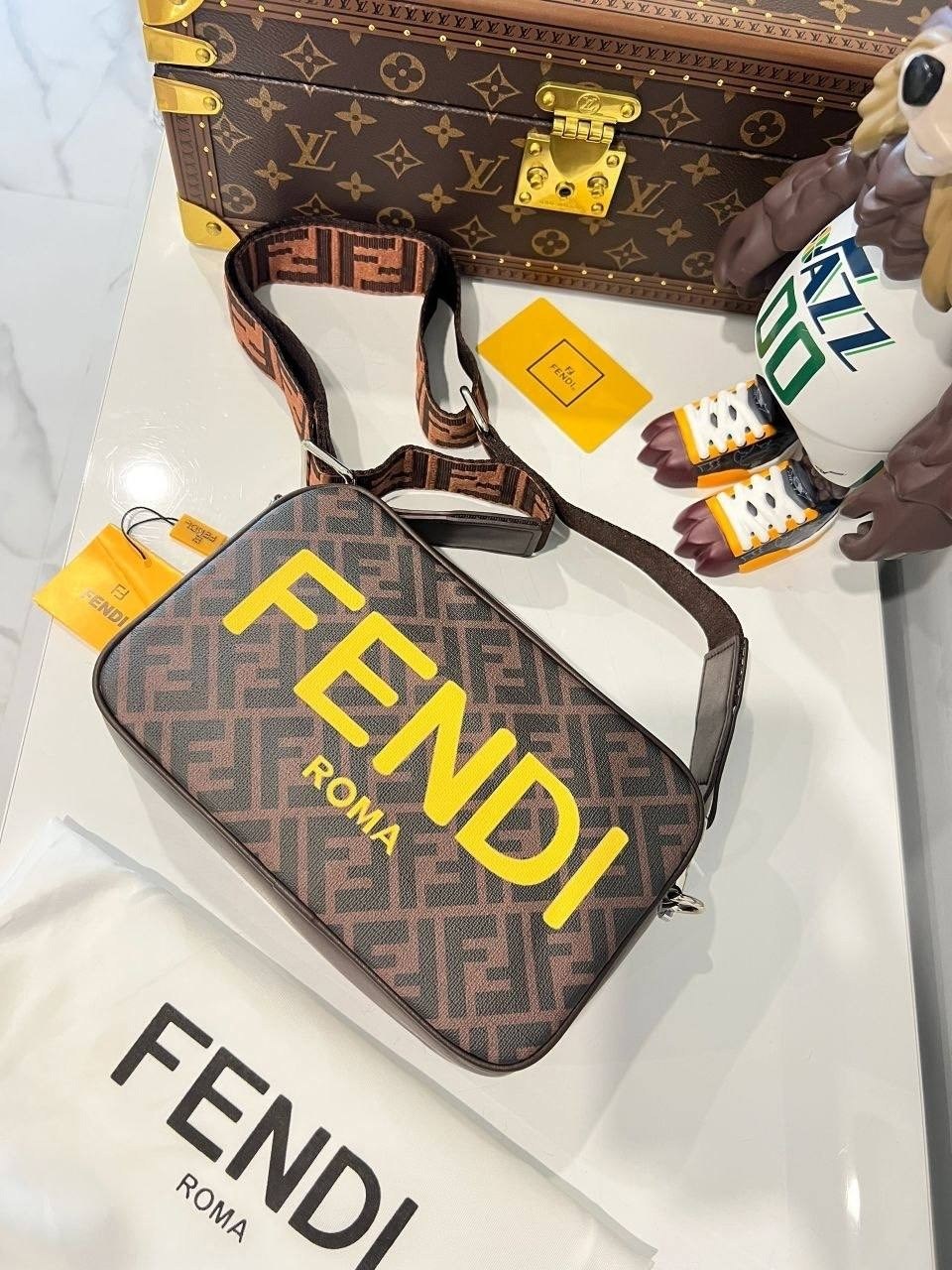 fendi сумки,fendi fendi,fendi roma,fendi сумка на плечо,fendi bag