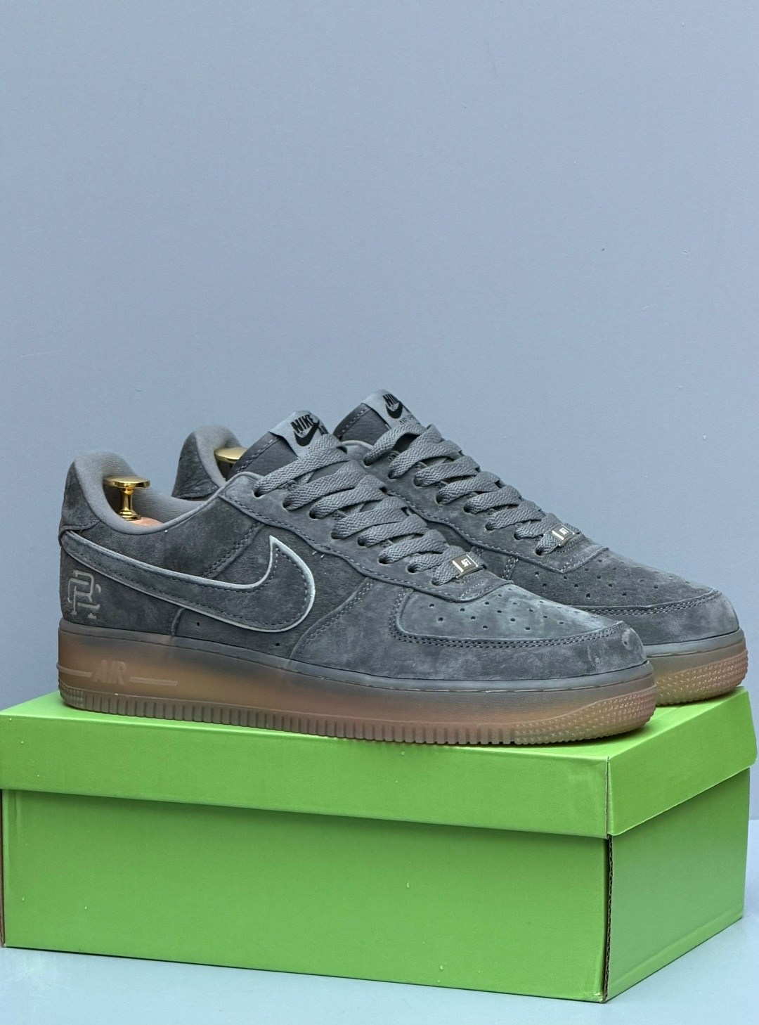 кроссовки nike air force 1 low,nike air force 1 low,кроссовки nike air force 1,nike x reigning champ air force 1 low серые замша мужские,кроссовки мужские nike air force 1
