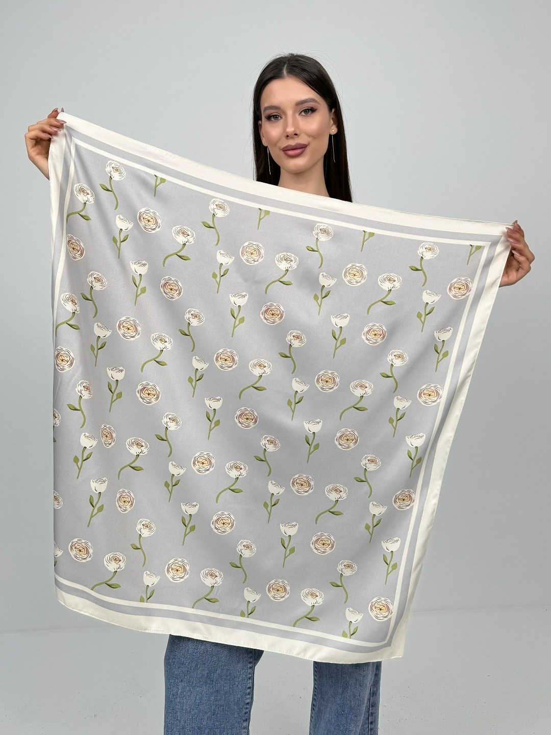 платок женский шелковый,платки шелковые,женские платки,платки шелковый на голову и шею,платок