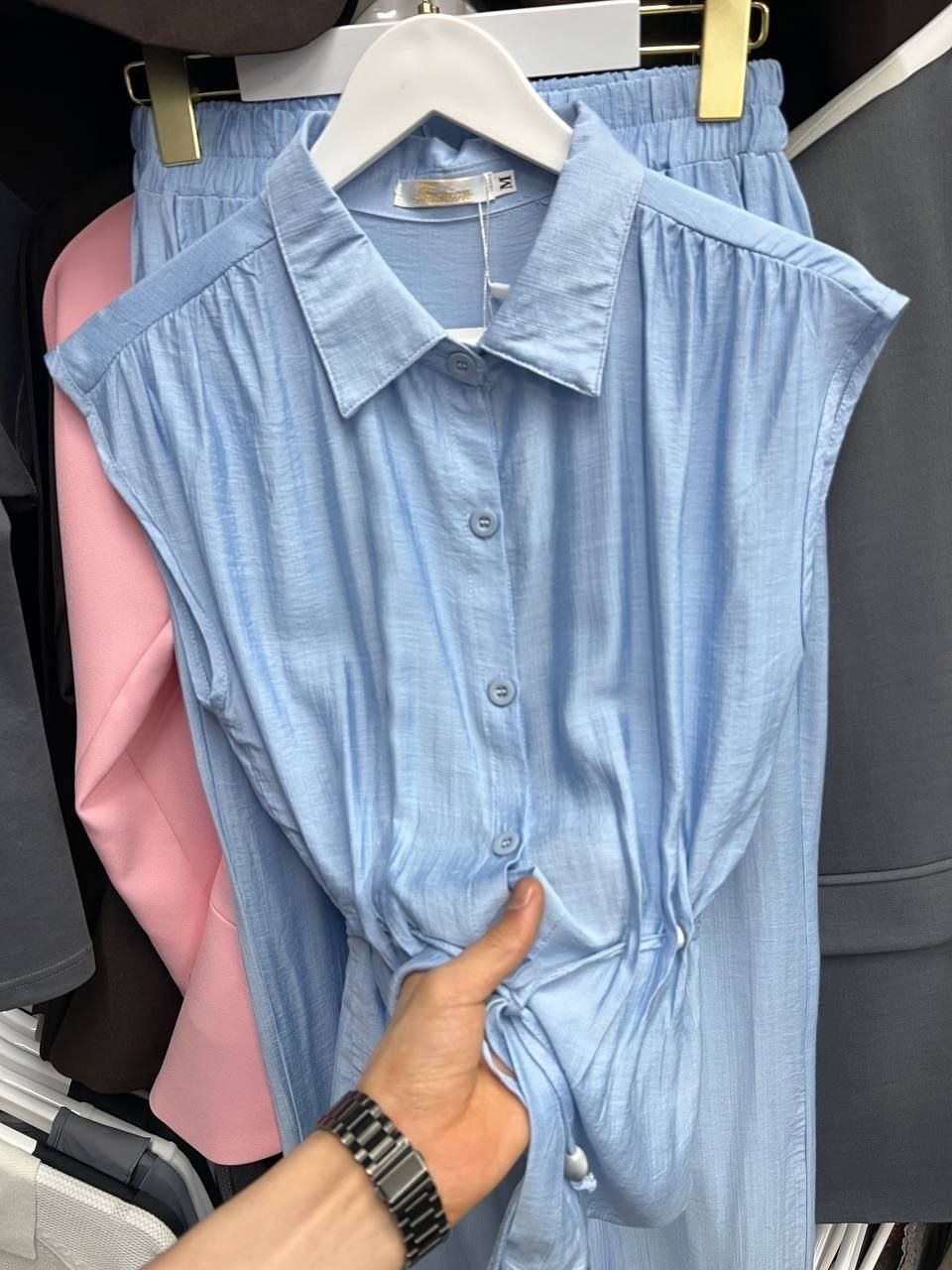 костюм женский,,рубашка женская,стильные наряды