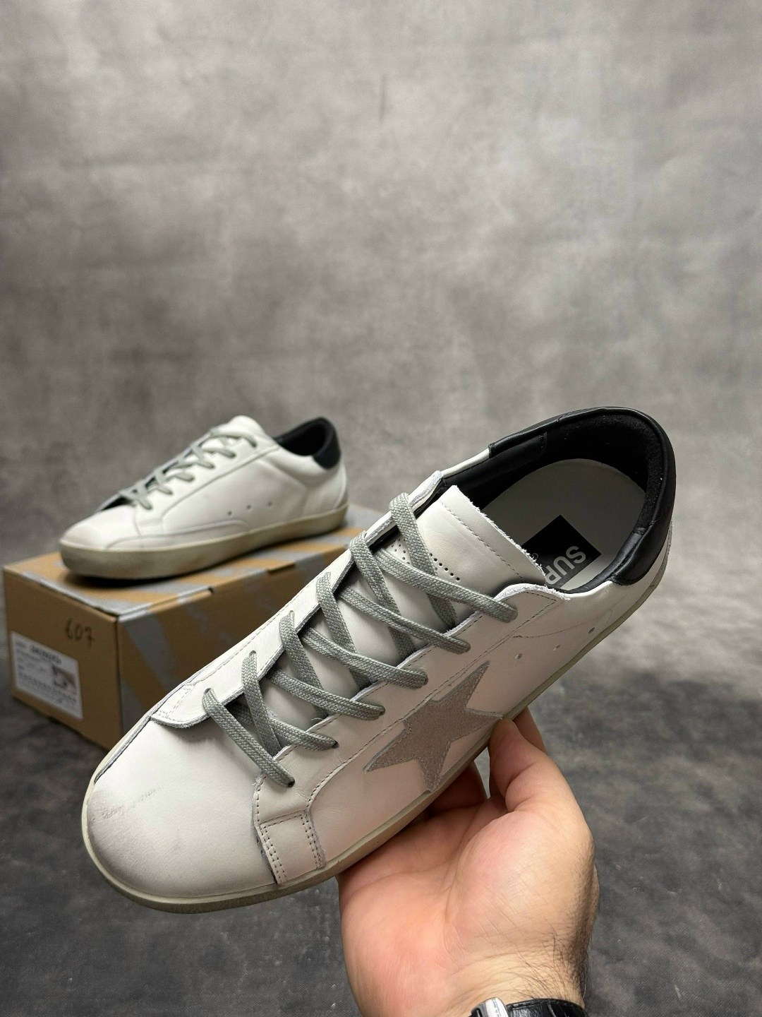 кроссовки golden goose,golden goose superstar,golden goose distressed superstar sneakers,golden goose super star low top sneakers,golden goose superstar leather sneaker white black
