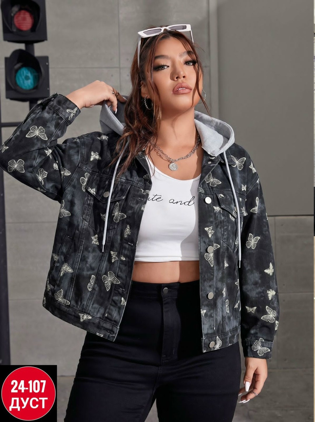 джинсовая куртка,женская джинсовая куртка большого размера,джинсовая куртка с карманами,женская джинсовая куртка,стильная джинсовая куртка