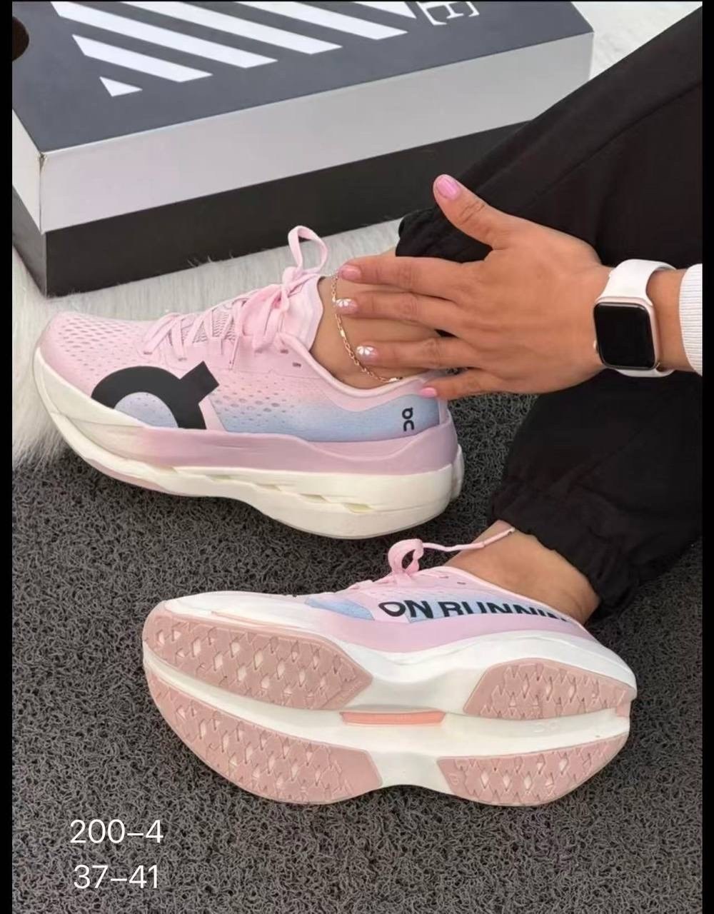 кроссовки женскиe,кроссовки,спортивные кроссовки,спортивная ,