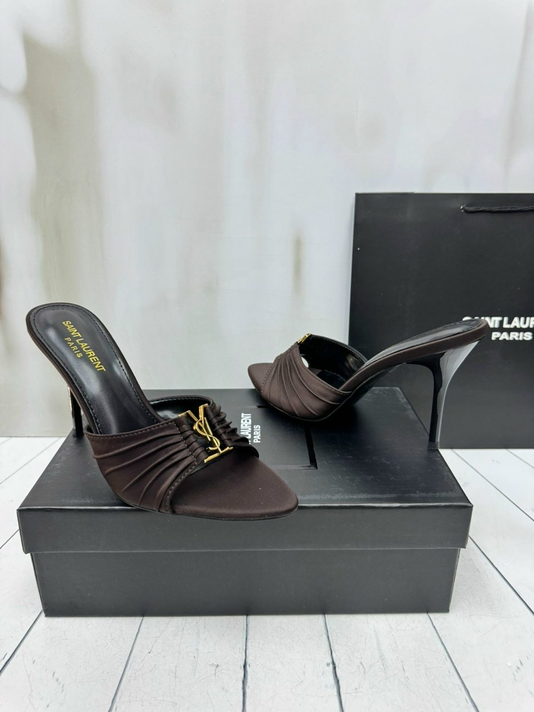 ,босоножки ysl,мюли на каблуке,женские мюли, женская