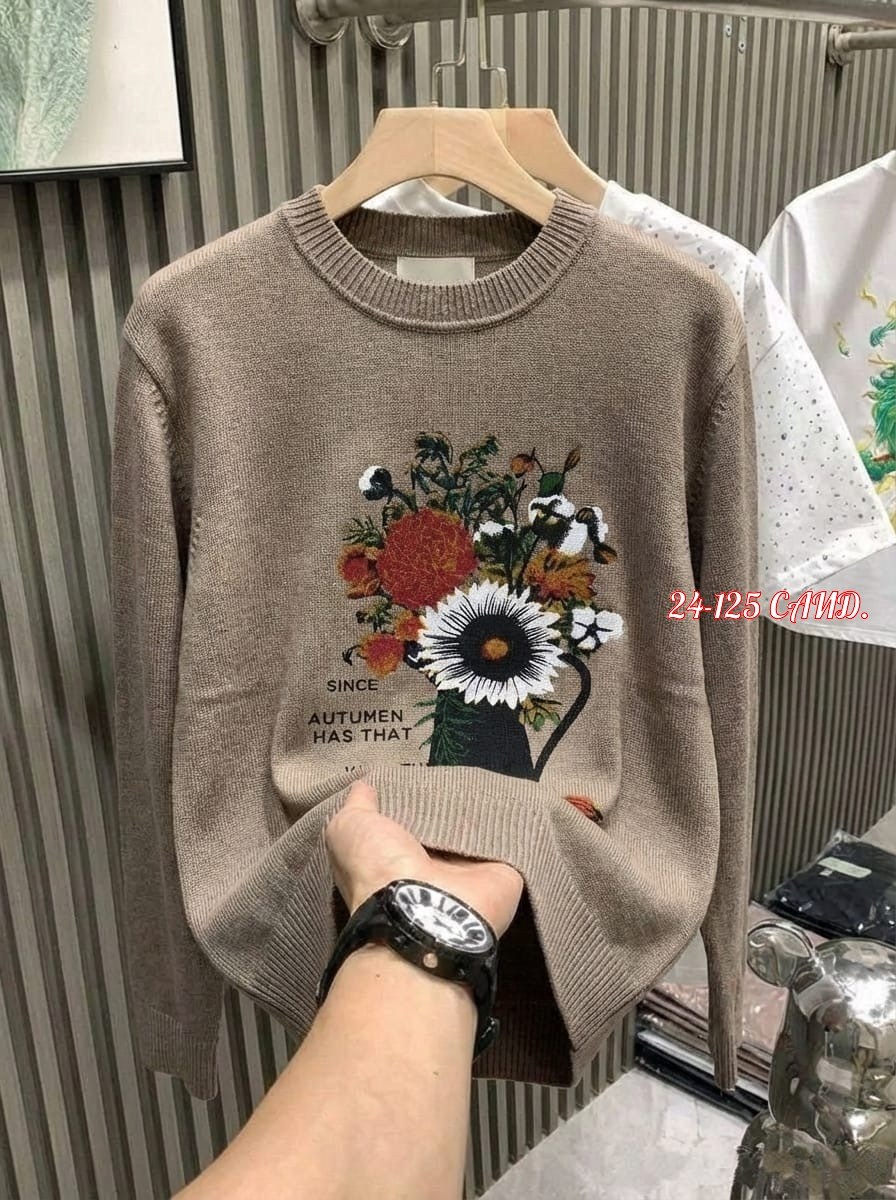 свитер с вышивкой,свитера женские,джемпер с вышивкой,свитер,кофта свитер