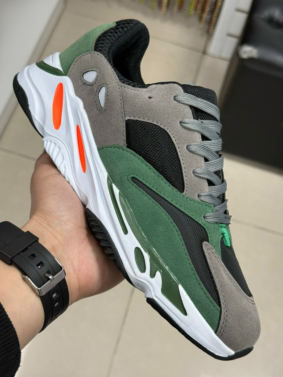 adidas yeezy boost 700,кроссовки adidas yeezy boost 700,кроссовки adidas yeezy boost 700 wave runner,adidas yeezy boost 700 wave runner solid grey,yeezy boost 700