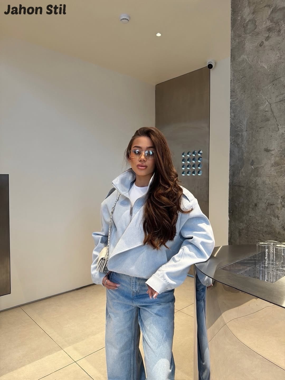 куртка стильная,модный стиль,куртка оверсайз,одежда образы