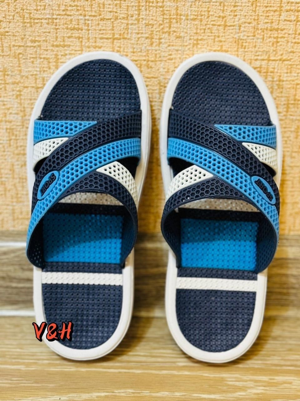 шлепки мужские,шлепанцы мужские,мужские тапки,мужские тапочки,мужские сандалии