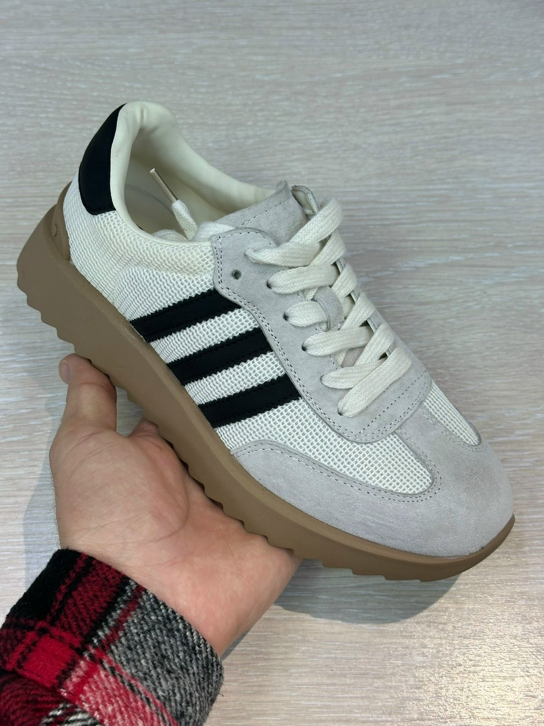 кроссовки adidas,кроссовки женские adidas,,кроссовки мужские adidas,кроссовки adidas retropy