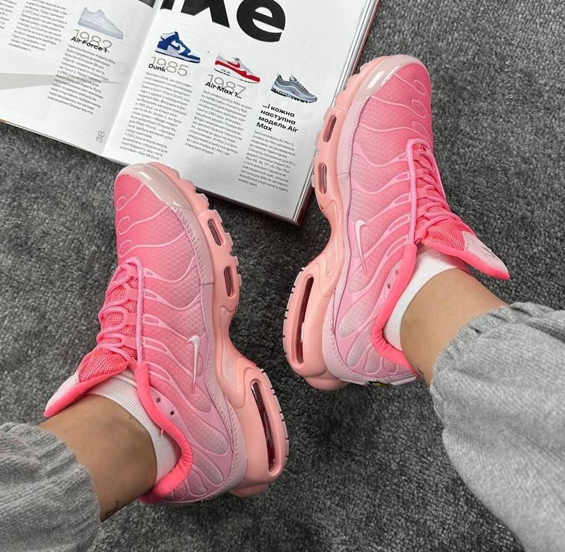 nike air max plus tn pink,спортивные кроссовки air max plus tn nike,женские кроссовки nike air max plus tn розовые,кроссовки nike air max tn plus,спортивные кроссовки air max plus tn nike розовый