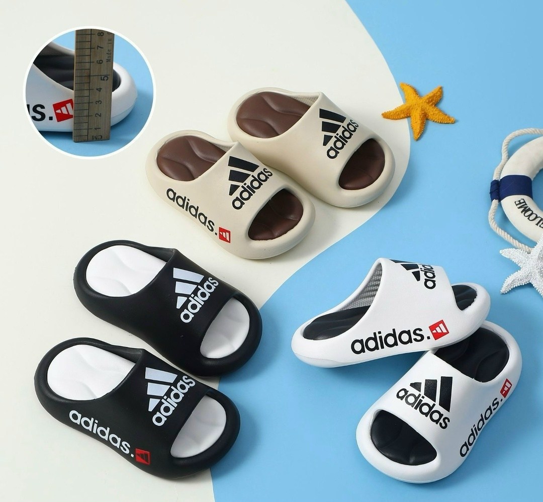 шлепанцы adidas,adidas сланцы,белые тапки адидас,шлепки adidas,