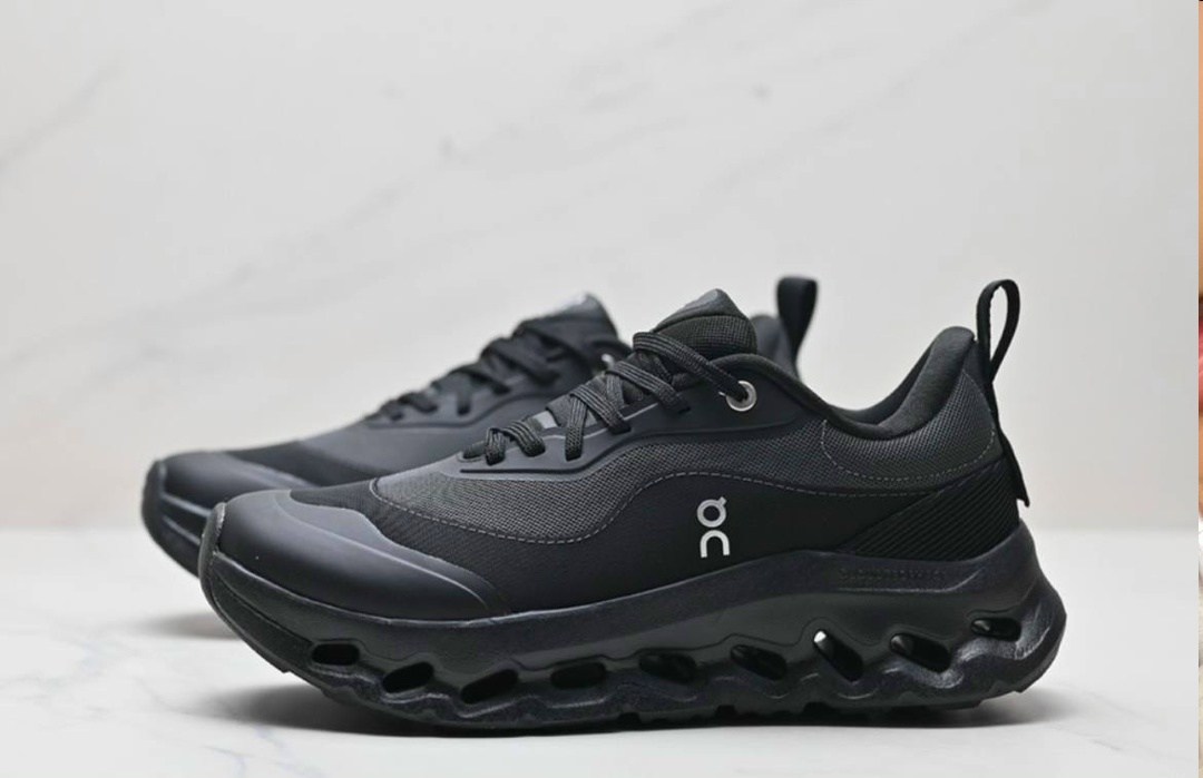 спортивные кроссовки,брендовые кроссовки, для бега,спортивная ,кроссовки loewe x wmns cloudtilt black черный