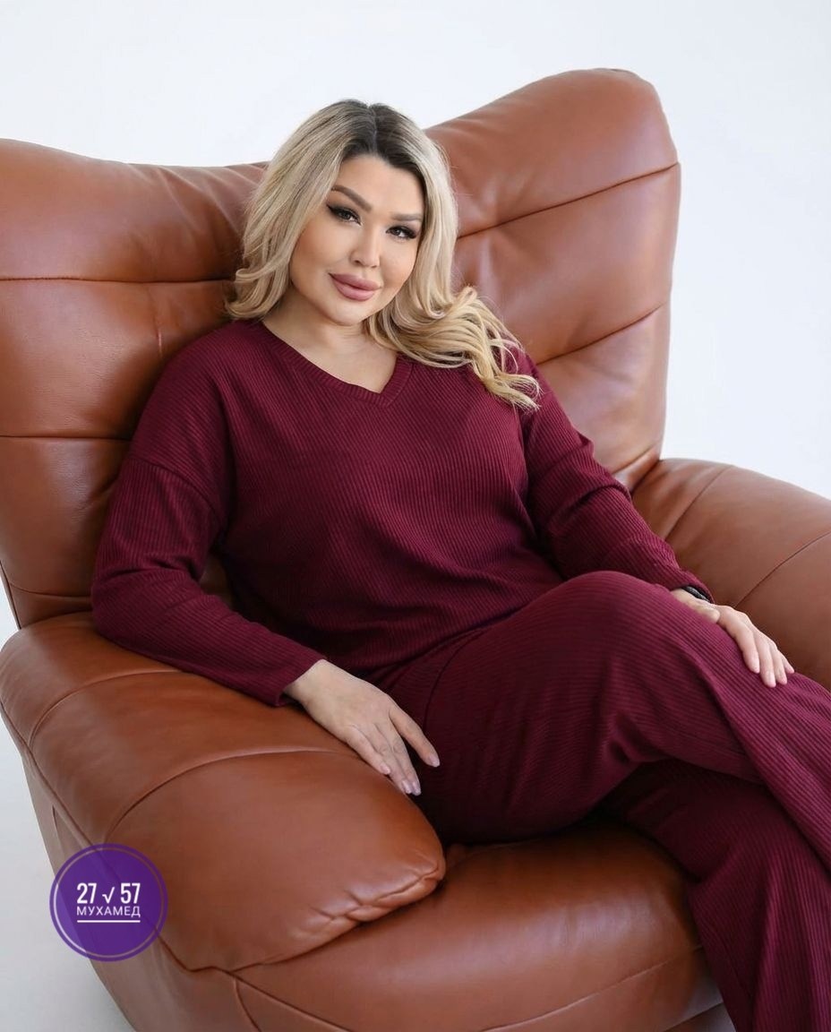 женский трикотажный костюм,трикотажные костюмы,женские костюмы,костюм с брюками,брючные костюмы женские